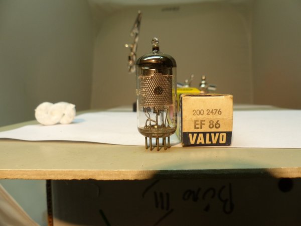 1x EF86 / 6CF8 VALVO Vorstufen Elektronen Röhre tube low noise preamp NEW