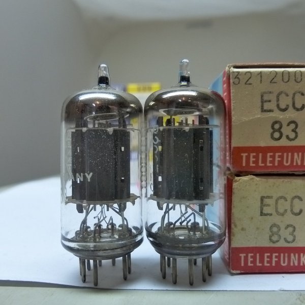 NOS 60th TELEFUNKEN ECC83 12AX7  MATCHED PAIR SMOOTH-PLATE TUBES NEW in Box