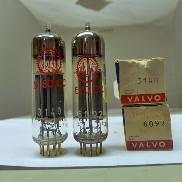E80CC Valvo - matched pair- same code VB9 / ∆A.. - NOS / NIB Röhre Tube Valvola